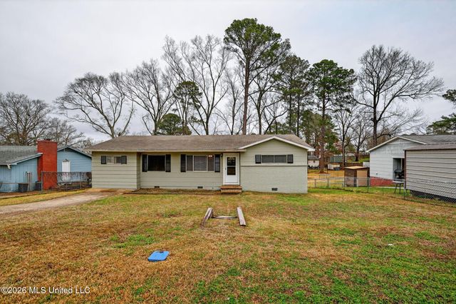 1912 Carolyn Lane, Pearl, MS 39208