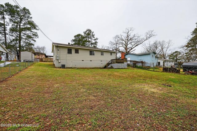 1912 Carolyn Lane, Pearl, MS 39208