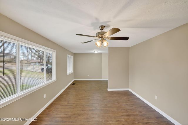 1912 Carolyn Lane, Pearl, MS 39208