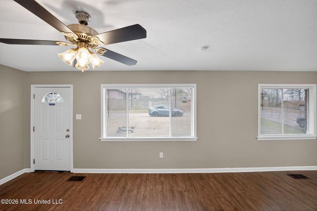 1912 Carolyn Lane, Pearl, MS 39208