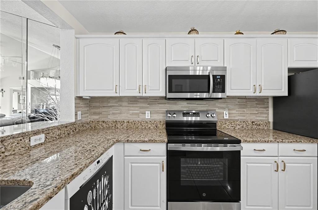 380 Gabriel CIR 8, NAPLES, FL 34104 — photo 5