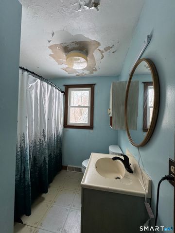 33 North Canton Road, Barkhamsted, CT 06063