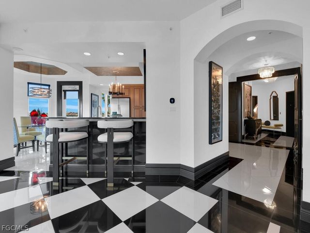 6061 Silver King BLVD 106, Cape Coral, FL 33914