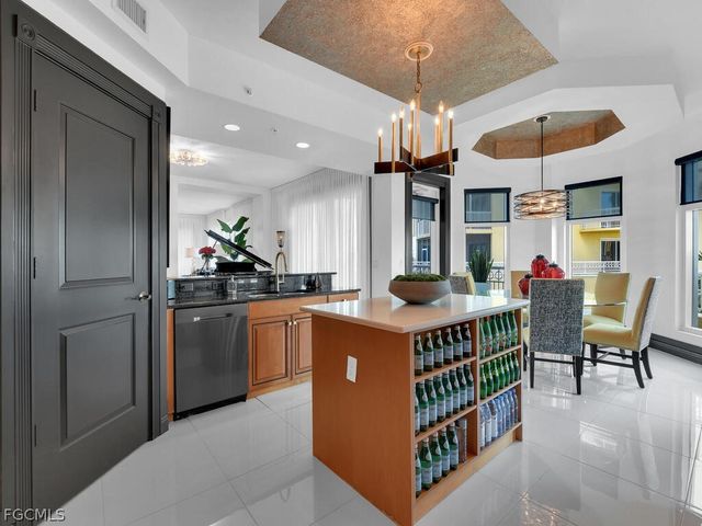 6061 Silver King BLVD 106, Cape Coral, FL 33914