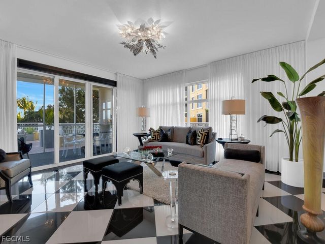 6061 Silver King BLVD 106, Cape Coral, FL 33914