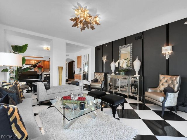 6061 Silver King BLVD 106, Cape Coral, FL 33914