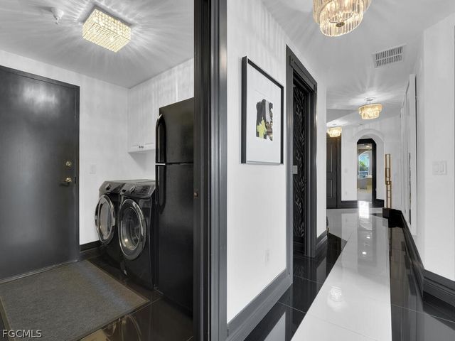 6061 Silver King BLVD 106, Cape Coral, FL 33914