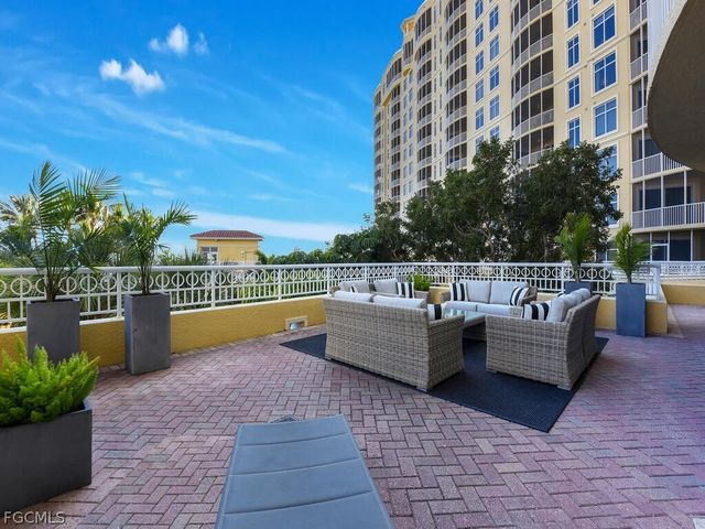 6061 Silver King BLVD 106, Cape Coral, FL 33914