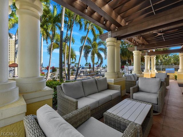 6061 Silver King BLVD 106, Cape Coral, FL 33914