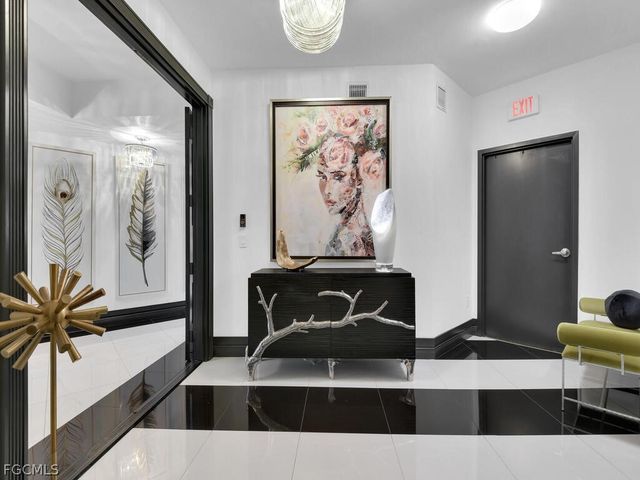 6061 Silver King BLVD 106, Cape Coral, FL 33914