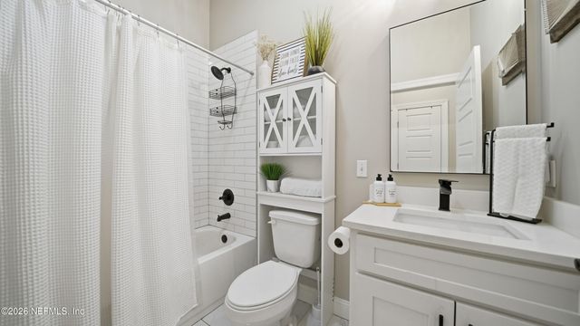 702 N 7TH Street, Macclenny, FL 32063