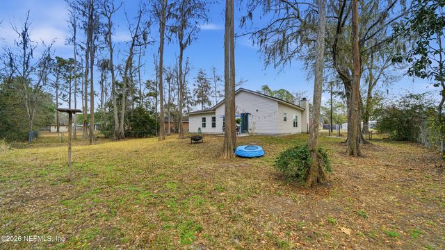 702 N 7TH Street, Macclenny, FL 32063