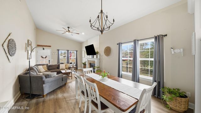 702 N 7TH Street, Macclenny, FL 32063