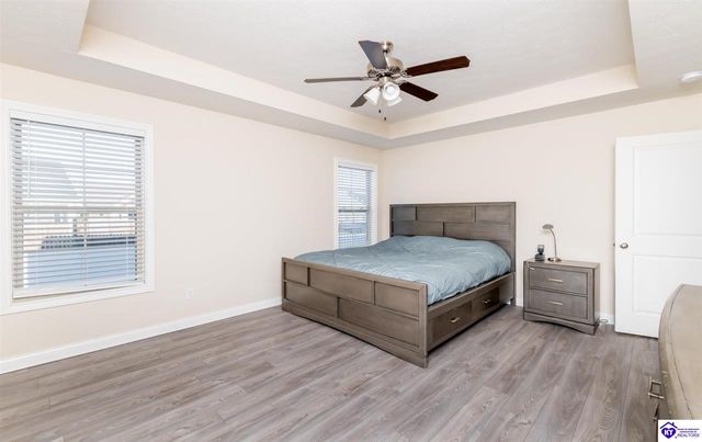 307 Valhalla Trace, Vine Grove, KY 40175