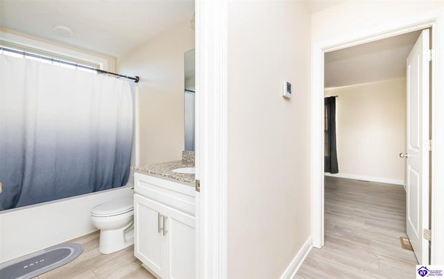 307 Valhalla Trace, Vine Grove, KY 40175