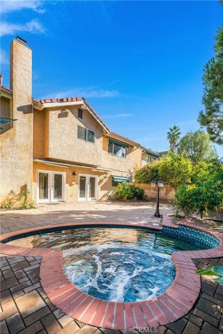 19314 Yolie, Tarzana, CA 91356