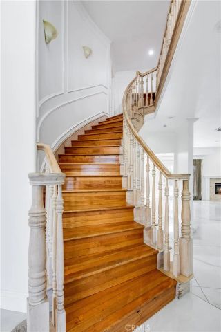 19314 Yolie, Tarzana, CA 91356