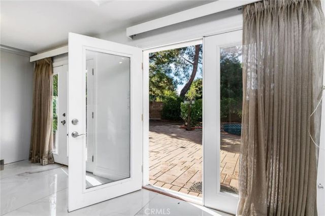 19314 Yolie, Tarzana, CA 91356