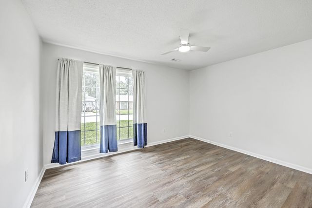 25 Delaware Road, Goose Creek, SC 29445