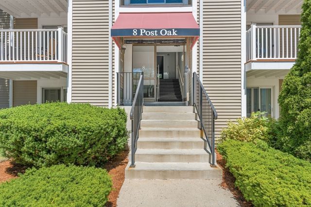 8 Post Oak Ln 20, Natick, MA 01760