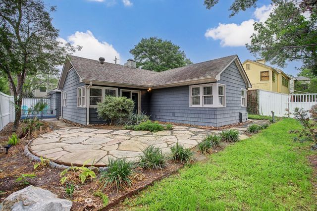 2228 Addison Road, Houston, TX 77030
