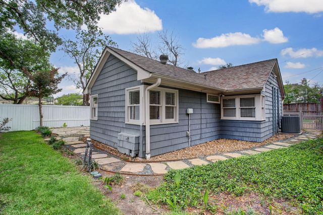 2228 Addison Road, Houston, TX 77030