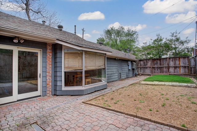 2228 Addison Road, Houston, TX 77030