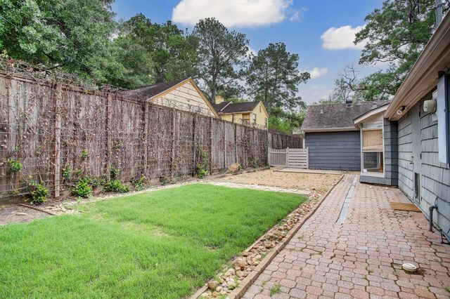 2228 Addison Road, Houston, TX 77030