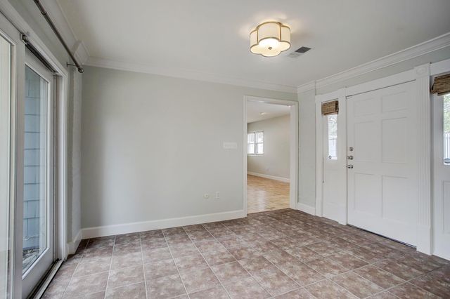 2228 Addison Road, Houston, TX 77030