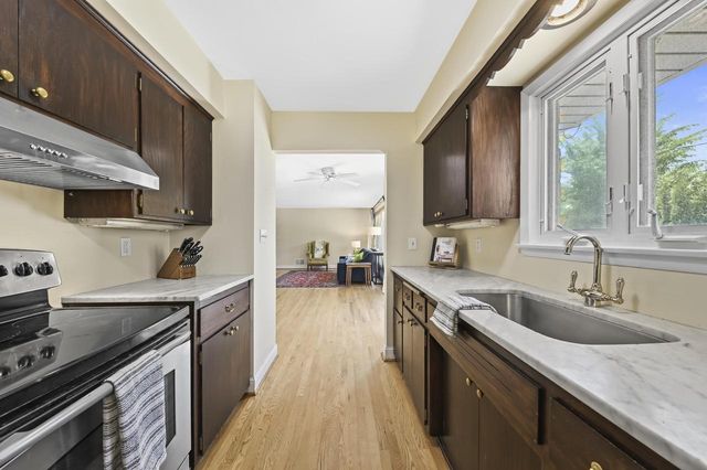 1631 N Pine STREET, Grafton, WI 53024