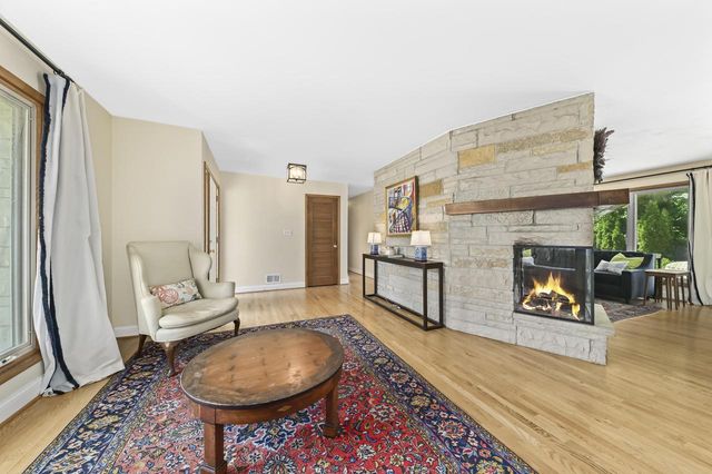 1631 N Pine STREET, Grafton, WI 53024