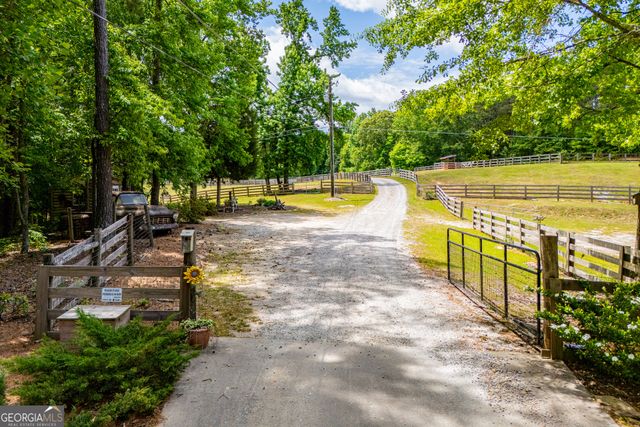 844 Payton Road, Newnan, GA 30263