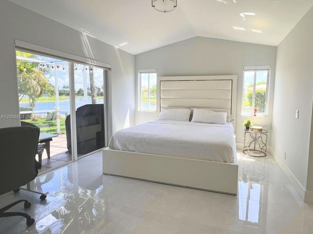 4394 Mahogany Ridge Dr 4394, Weston, FL 33331