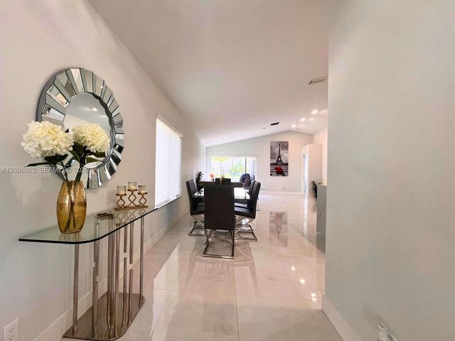 4394 Mahogany Ridge Dr 4394, Weston, FL 33331