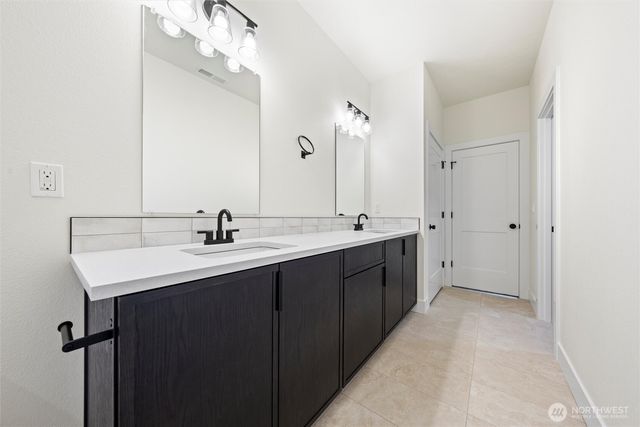 1513 N 7th Avenue NE, Quincy, WA 98848