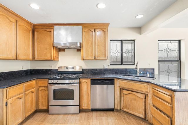 307 Hemphill Way, Roseville, CA 95678