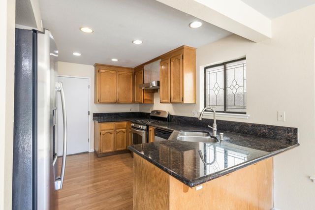 307 Hemphill Way, Roseville, CA 95678