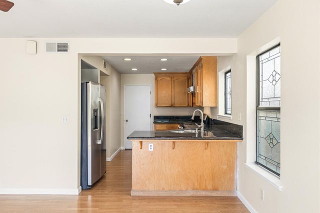 307 Hemphill Way, Roseville, CA 95678