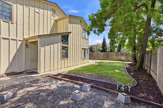 307 Hemphill Way, Roseville, CA 95678