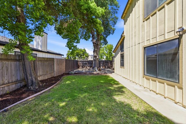 307 Hemphill Way, Roseville, CA 95678