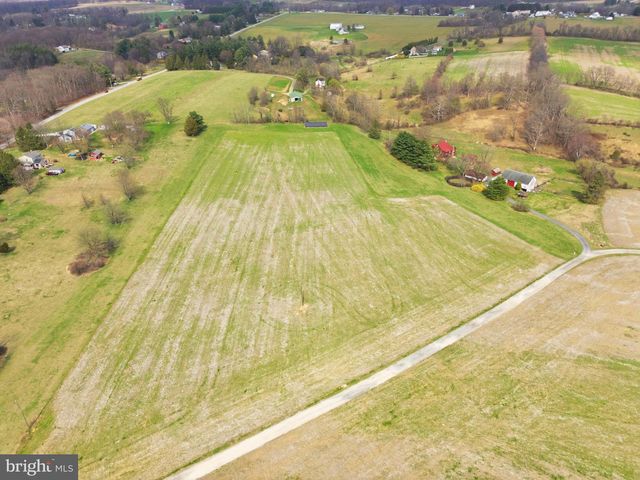 21627 GUNPOWDER, Millers, MD 21102