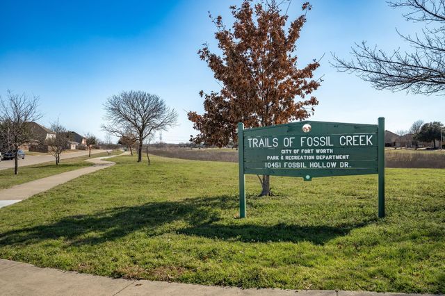 325 Iron Ore Trail, Fort Worth, TX 76131