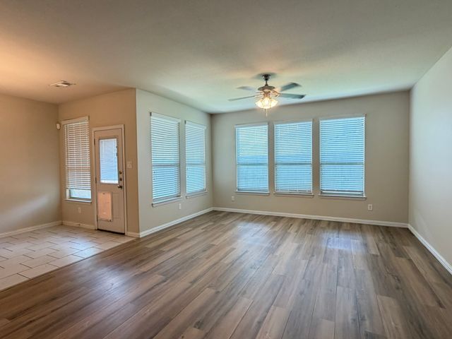 325 Iron Ore Trail, Fort Worth, TX 76131