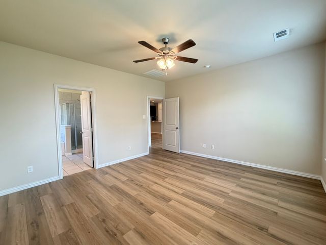 325 Iron Ore Trail, Fort Worth, TX 76131