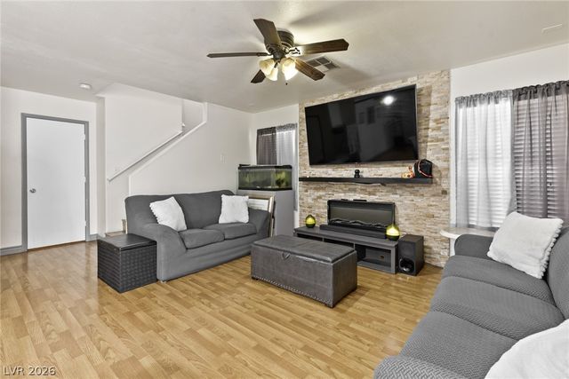 10260 Martinsburg Court, Las Vegas, NV 89183