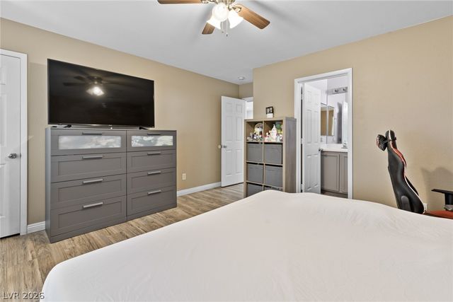 10260 Martinsburg Court, Las Vegas, NV 89183