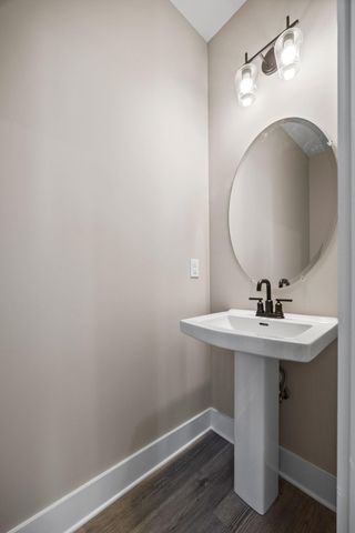 2437 E 17th Street, Chattanooga, TN 37404