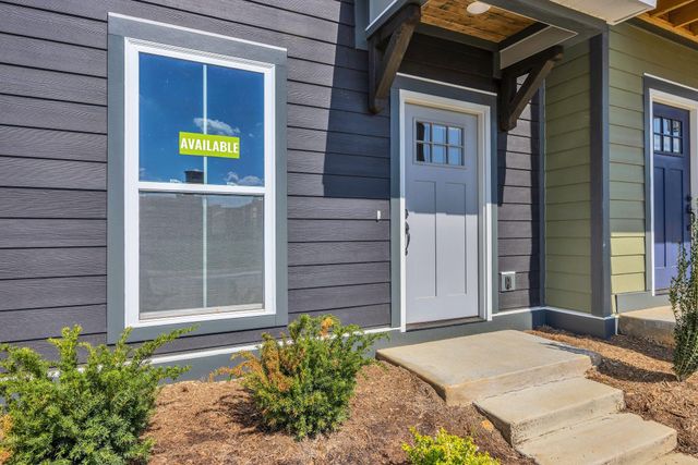 2437 E 17th Street, Chattanooga, TN 37404