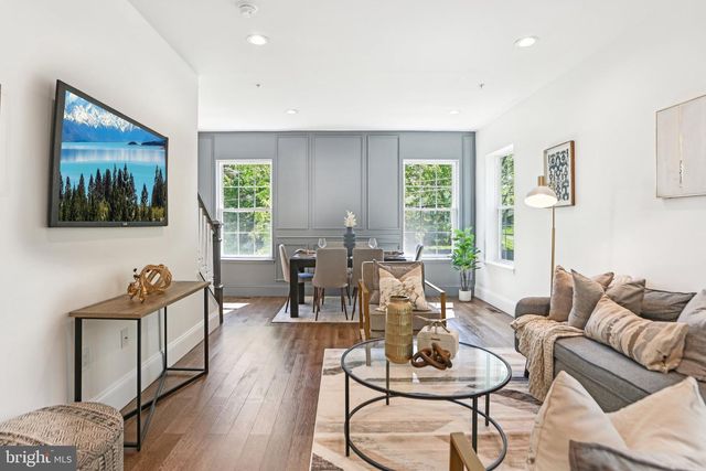 322 56TH ST NE, Washington, DC 20019