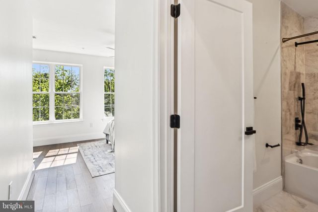 322 56TH ST NE, Washington, DC 20019